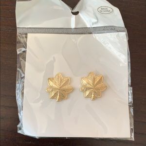 Nib set of two inspector insignias